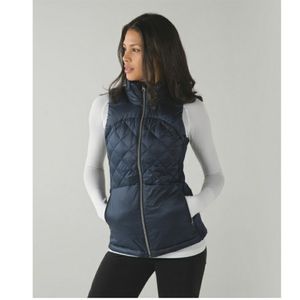 Lululemon down for a run vest 6